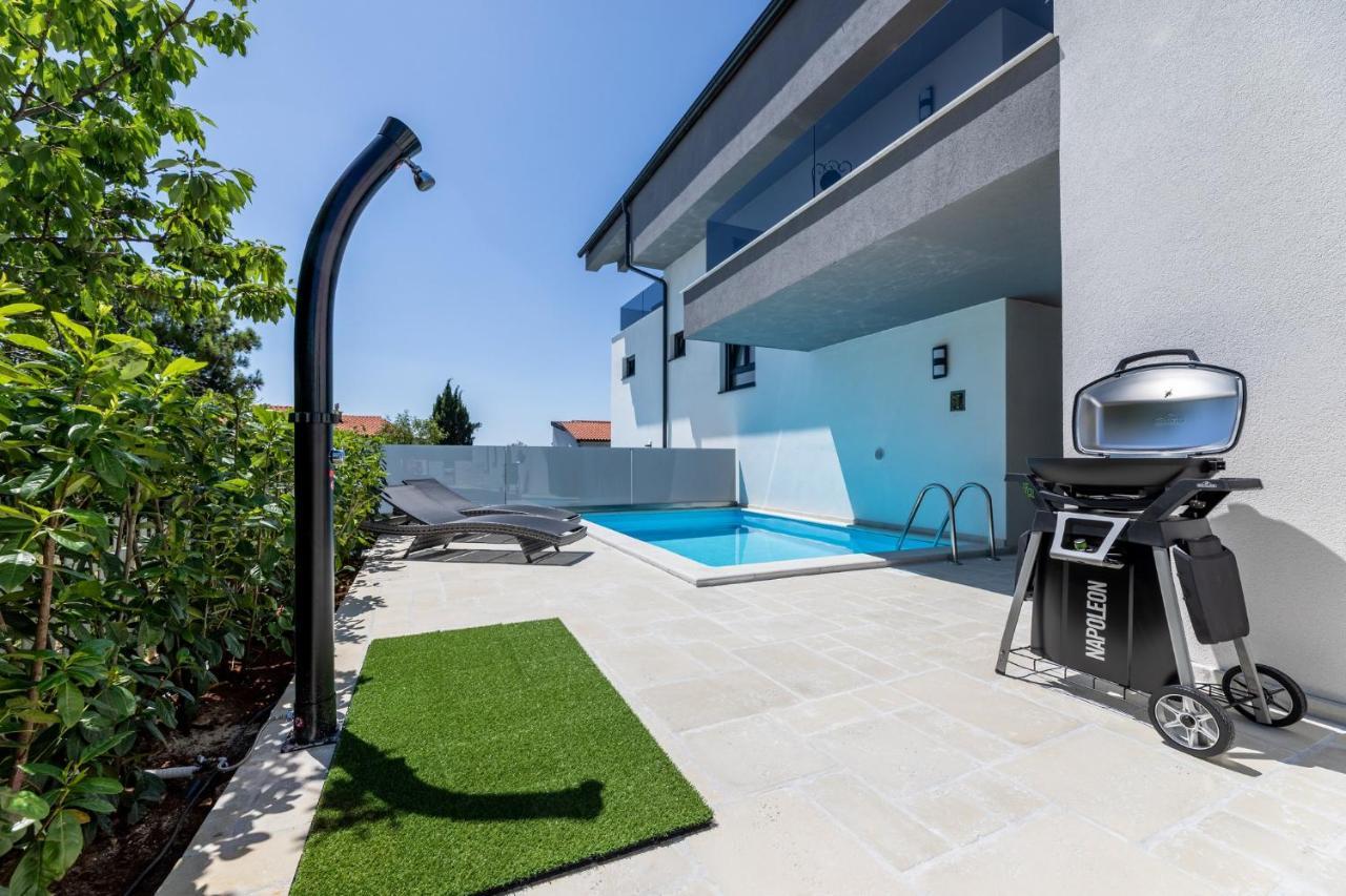 Luxury Villa Adria Apartments Krk Town Zewnętrze zdjęcie