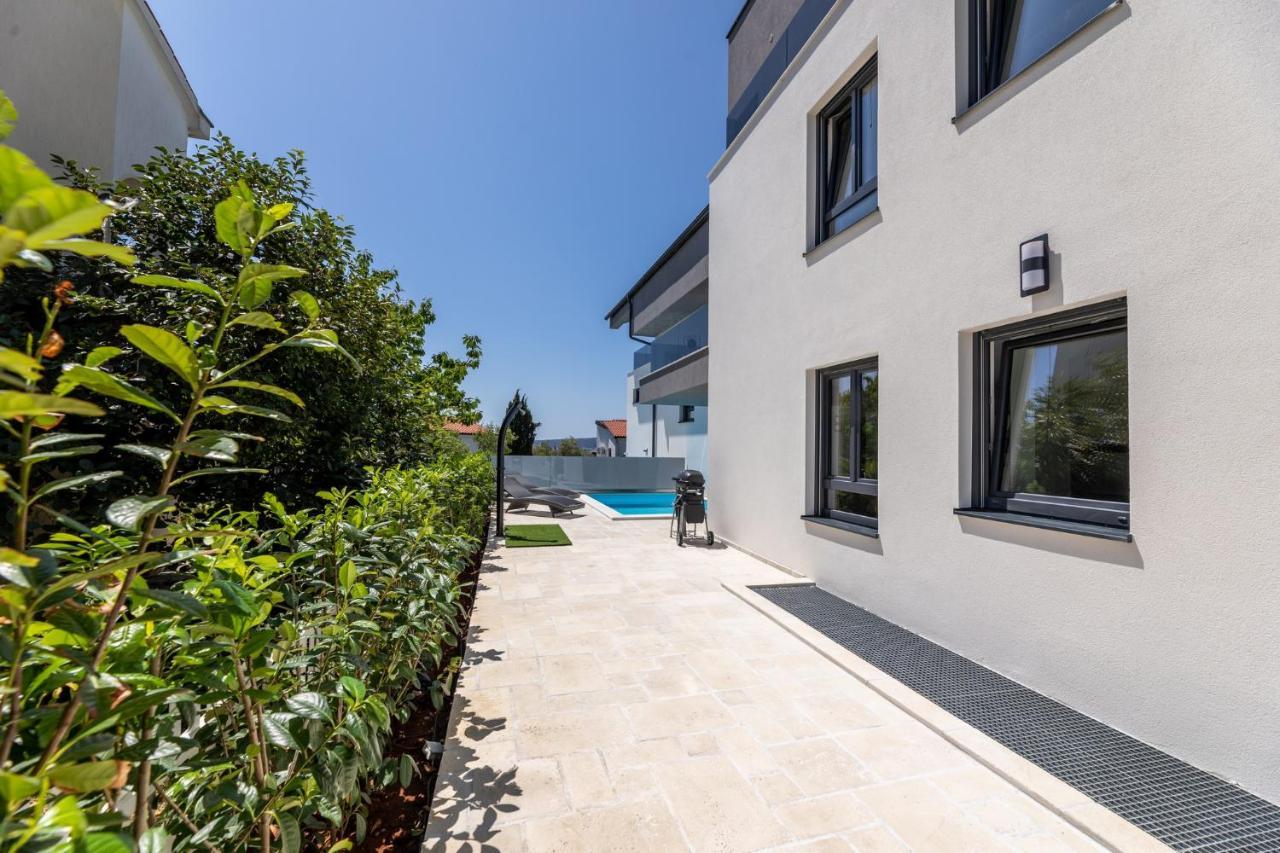 Luxury Villa Adria Apartments Krk Town Zewnętrze zdjęcie