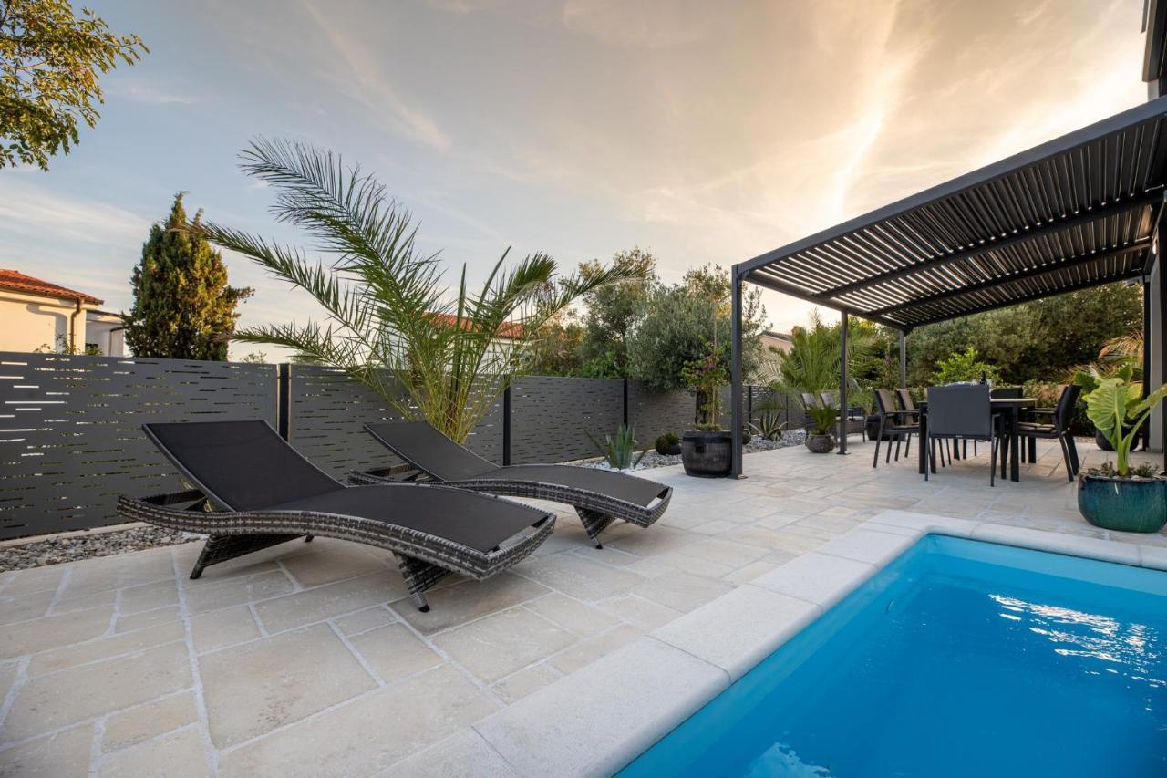 Luxury Villa Adria Apartments Krk Town Zewnętrze zdjęcie