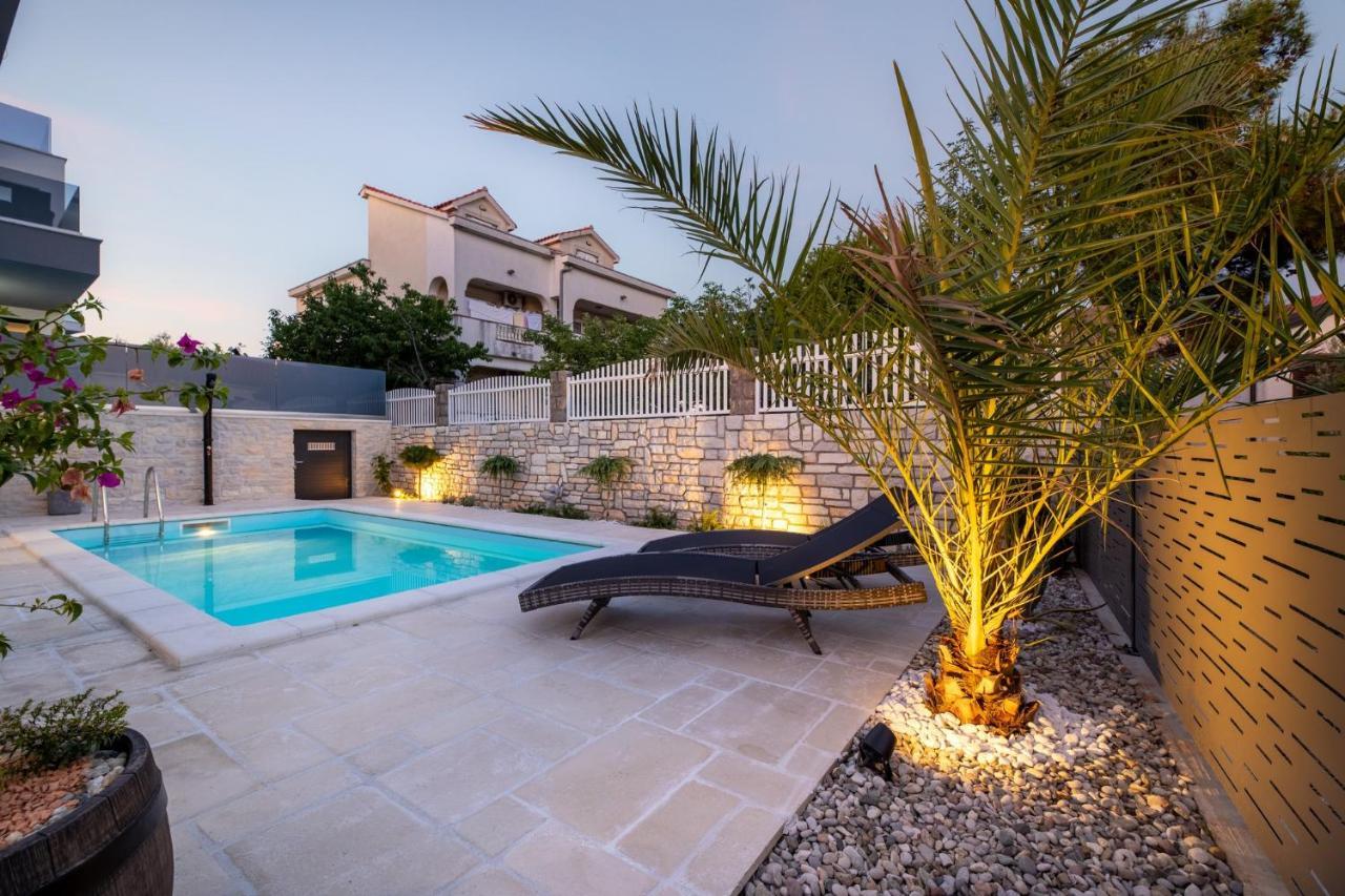 Luxury Villa Adria Apartments Krk Town Zewnętrze zdjęcie