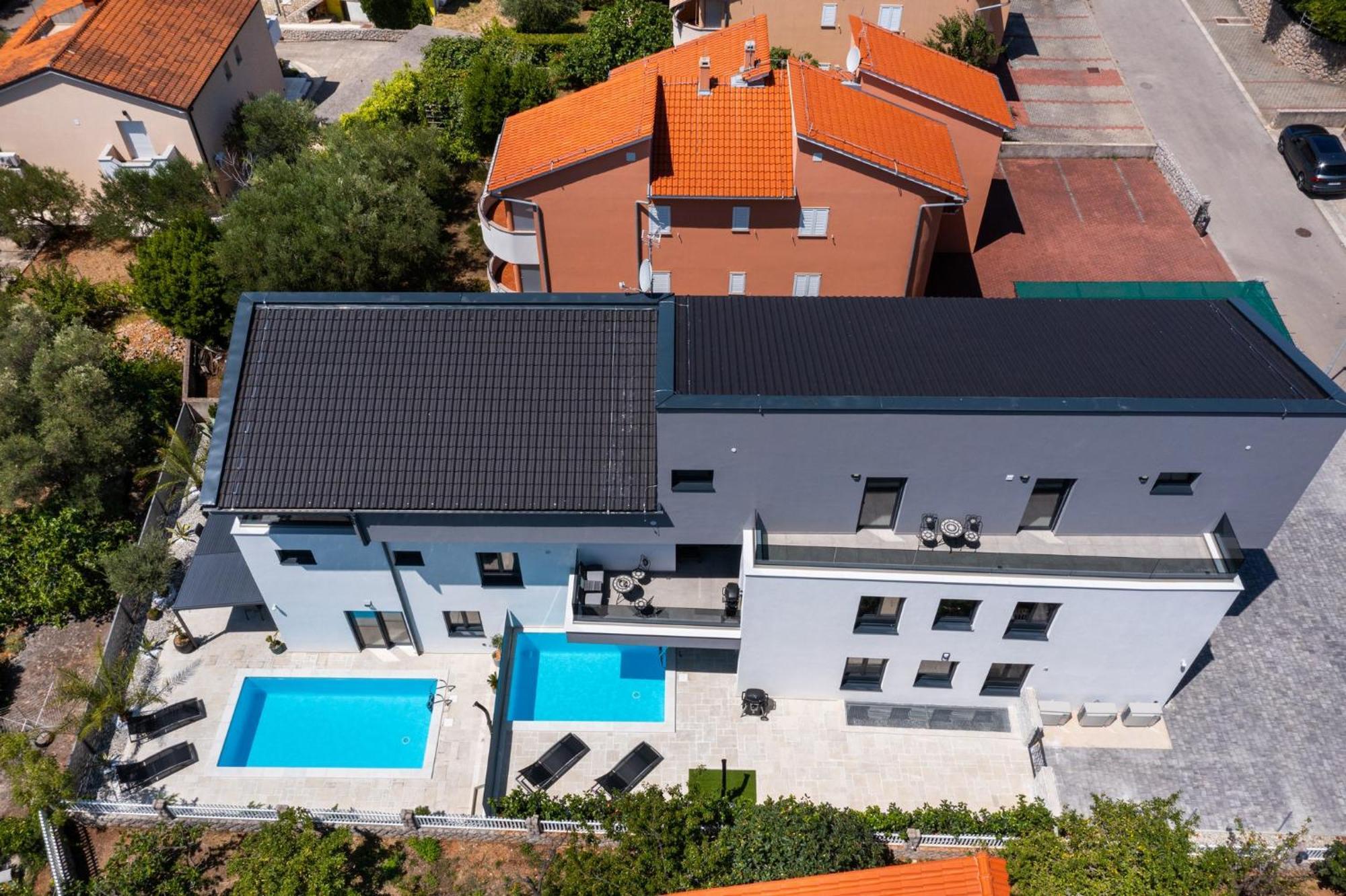 Luxury Villa Adria Apartments Krk Town Zewnętrze zdjęcie
