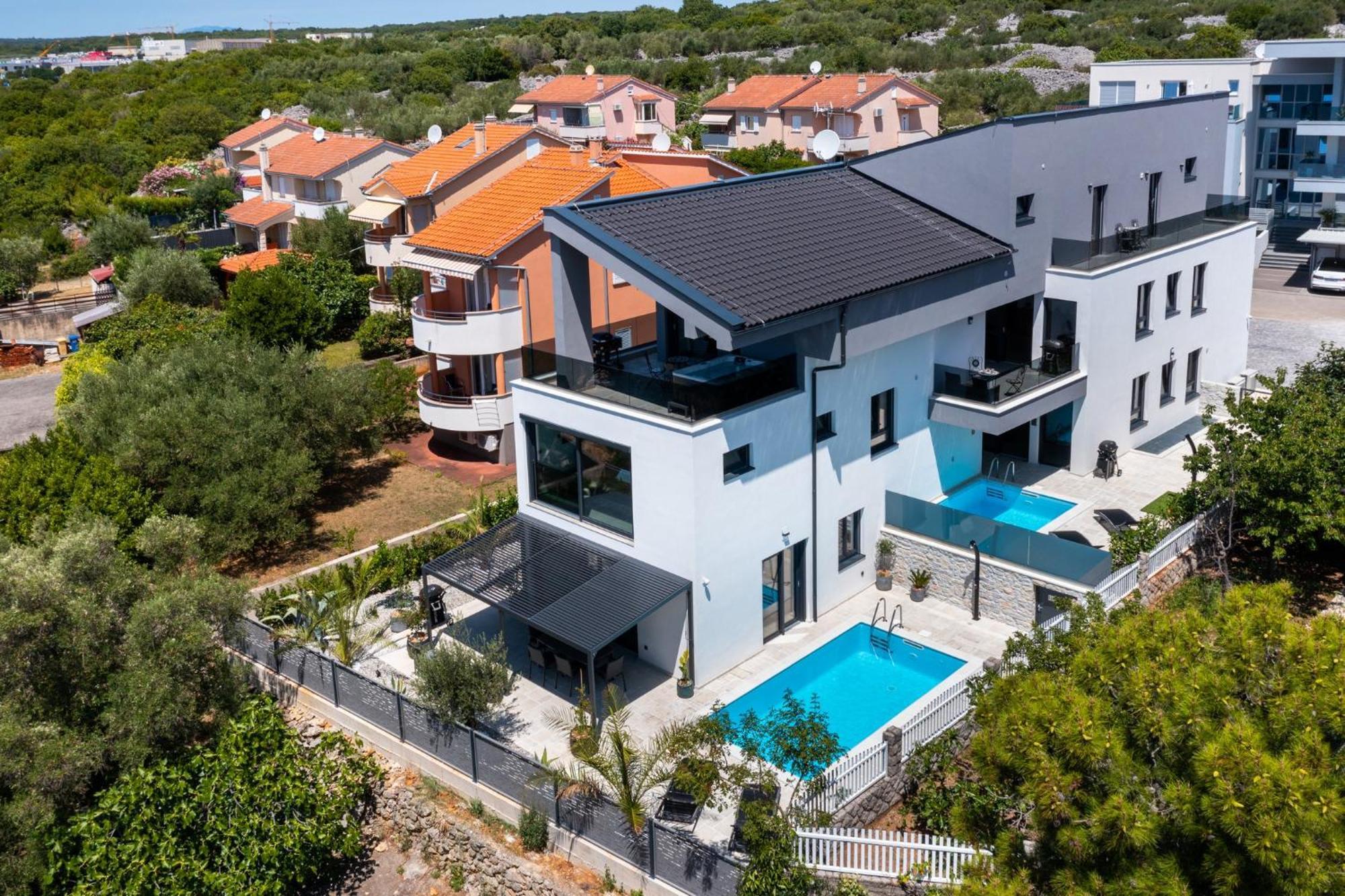 Luxury Villa Adria Apartments Krk Town Zewnętrze zdjęcie